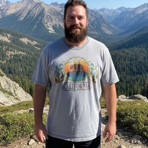 Lucky Brand Stoned Bear California Shirt Men Unisex‎ XL Gray Slub Knit Distress